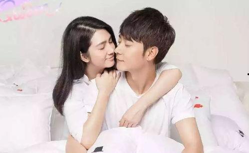 吃瓜娱乐圈恋情,娱乐圈瓜田里的甜蜜邂逅  第3张